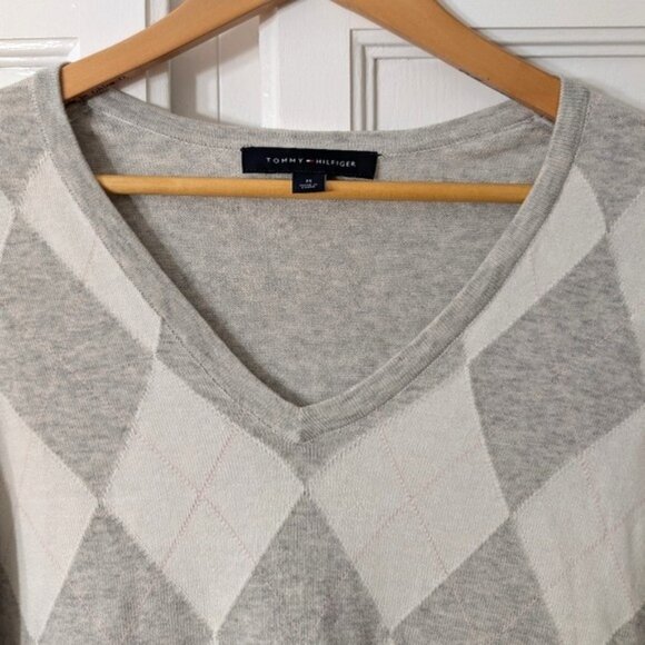 Tommy Hilfiger Cotton Gray and White Argyle Sweater Size M - Picture 3 of 5